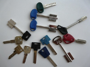 изготовление ключей любой сложности http://autokey.zp.ua  ( Victor ! )